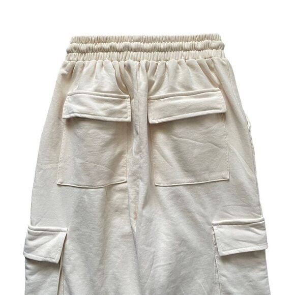 NWOT OLIVACEOUS Cargo Joggers Ivory Size Small - Picture 4 of 7